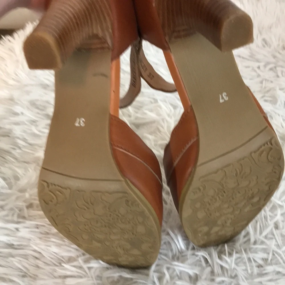 Chelsea Crew Black Label Vintage Inspired Darcey Heel